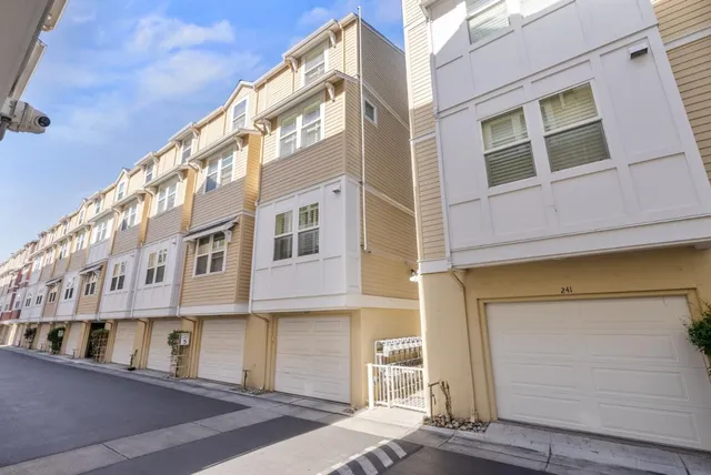 $969,000 | 235 Laurel Grove Lane, San Jose, CA 95126