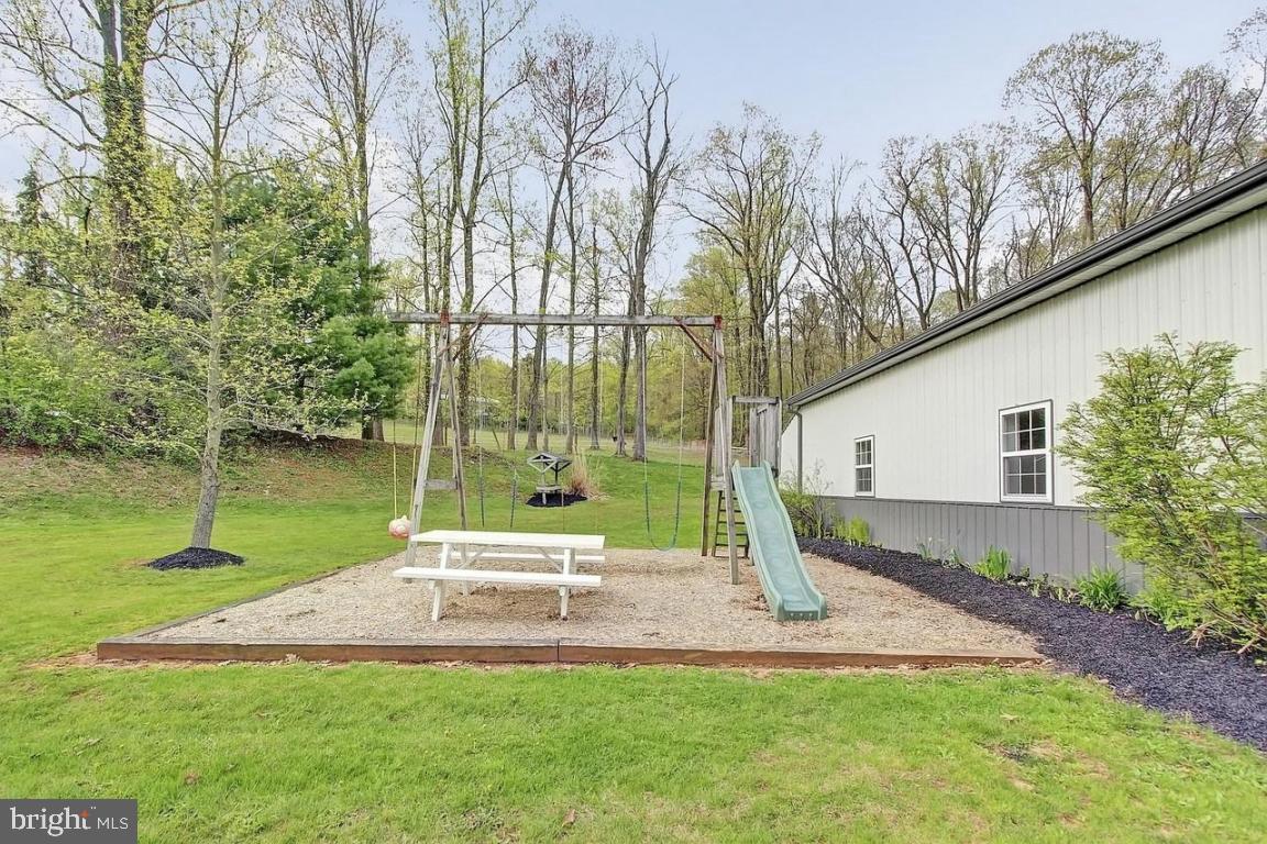 75 Mountain Road Denver, PA 17517 - Photo 12 of 35