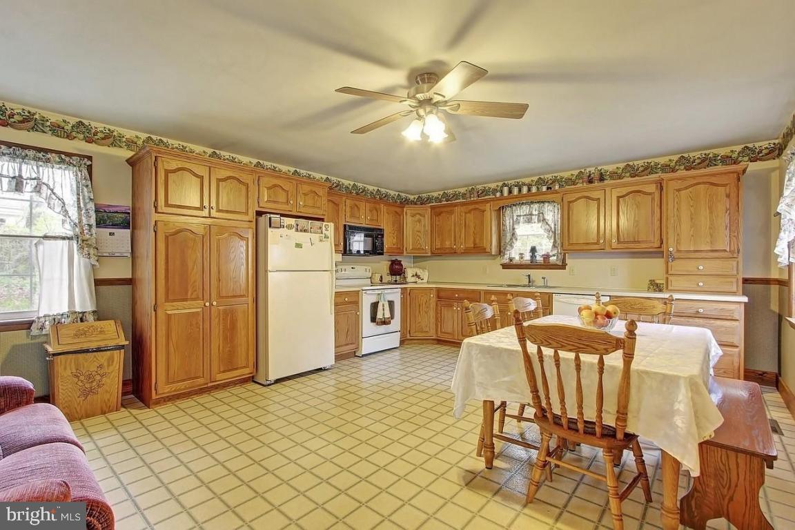 75 Mountain Road Denver, PA 17517 - Photo 16 of 35