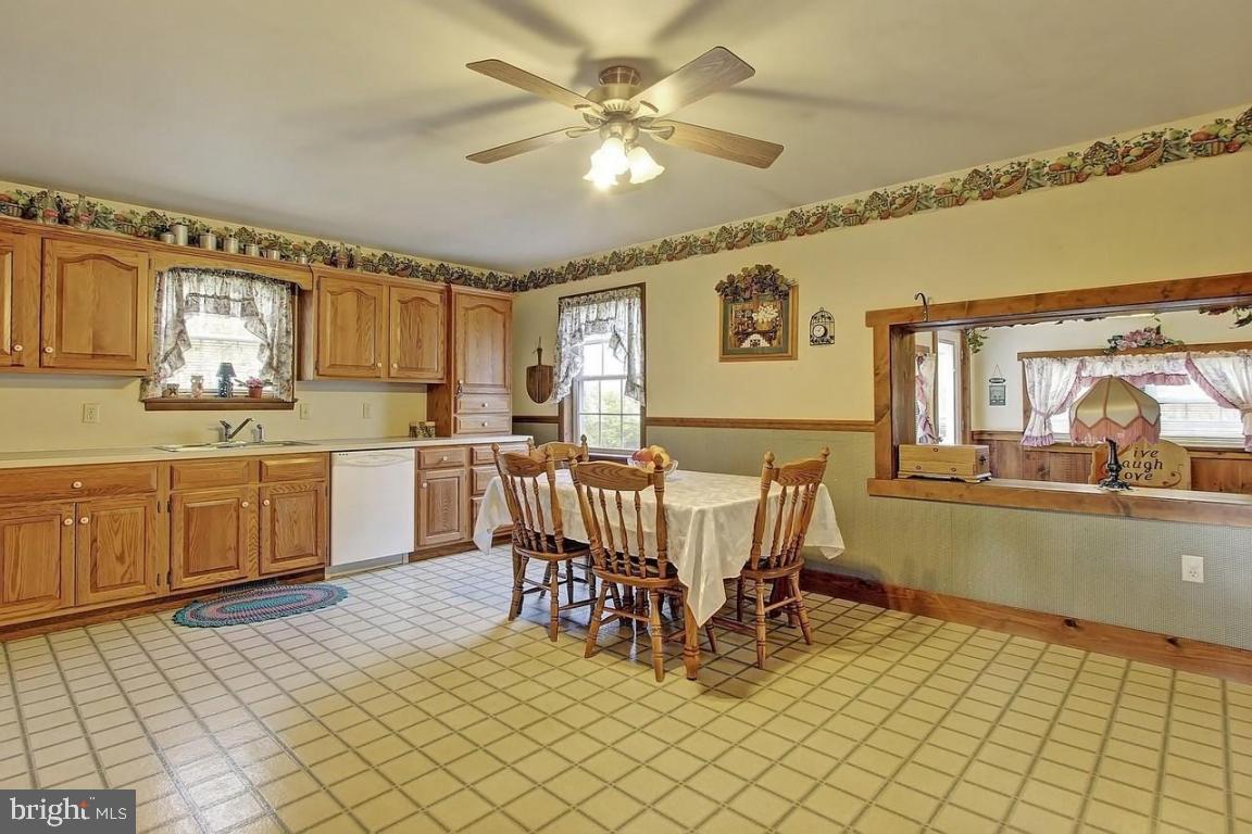 75 Mountain Road Denver, PA 17517 - Photo 19 of 35