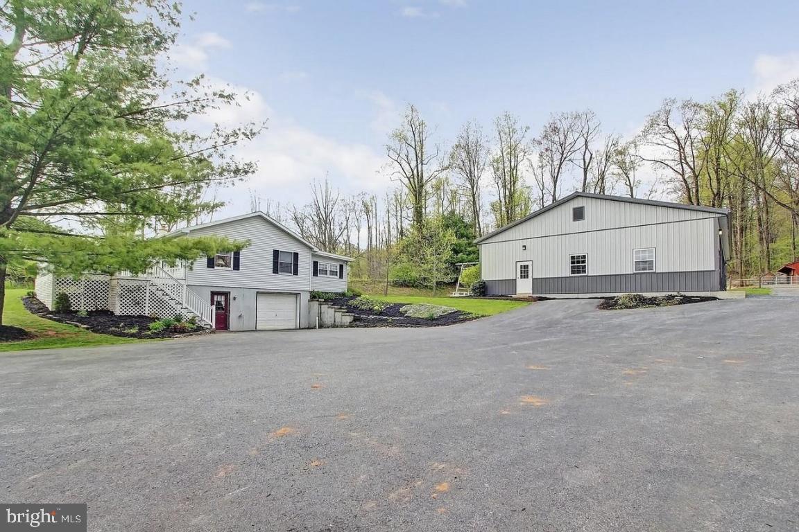 75 Mountain Road Denver, PA 17517 - Photo 5 of 35