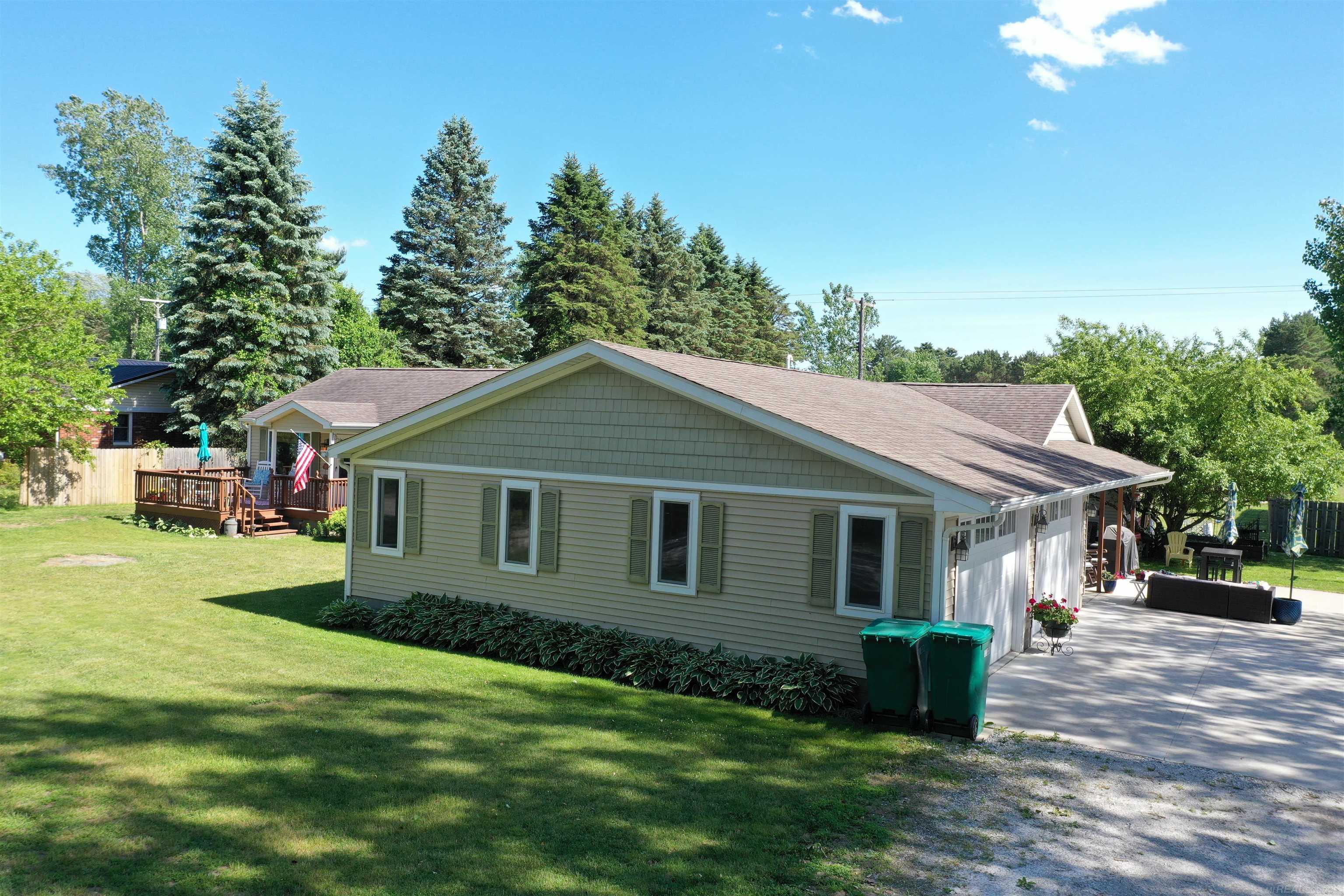 7124 Baker Road Lexington, MI 48450 - Photo 14 of 66
