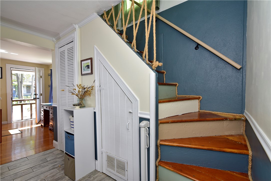 89 Rock Avenue Warwick, RI 02889 - Photo 20 of 42