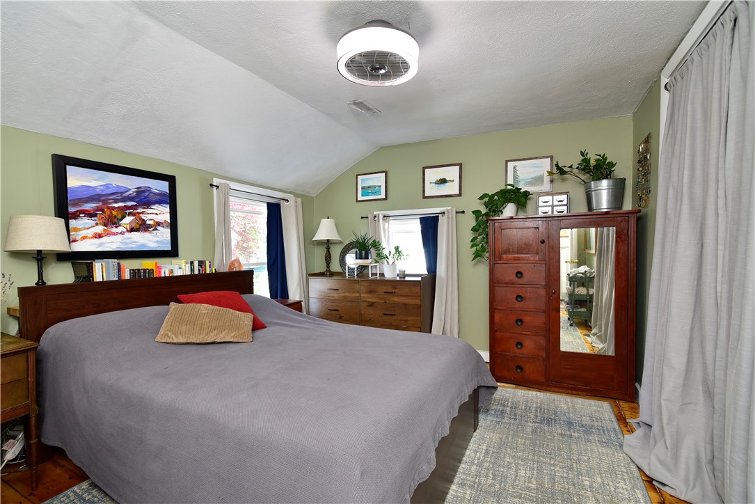 89 Rock Avenue Warwick, RI 02889 - Photo 21 of 42 Primary Bedroom
Second Floor