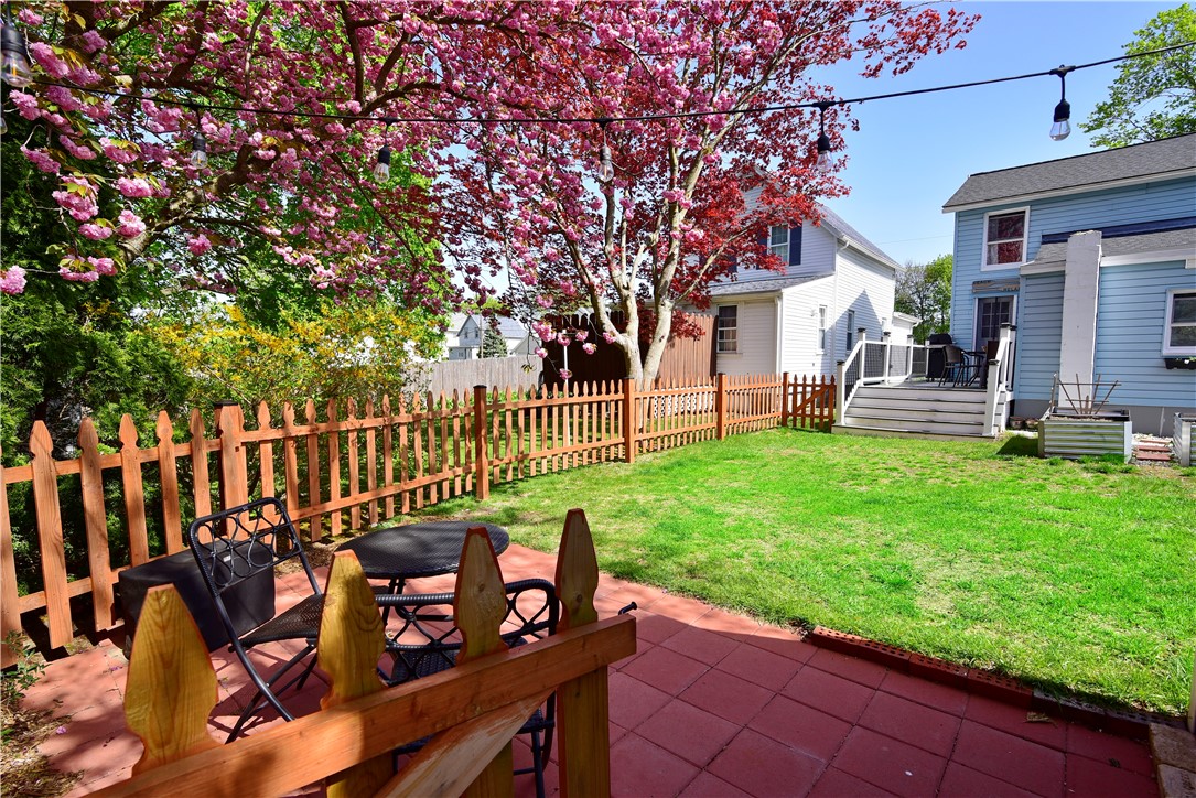 89 Rock Avenue Warwick, RI 02889 - Photo 34 of 42