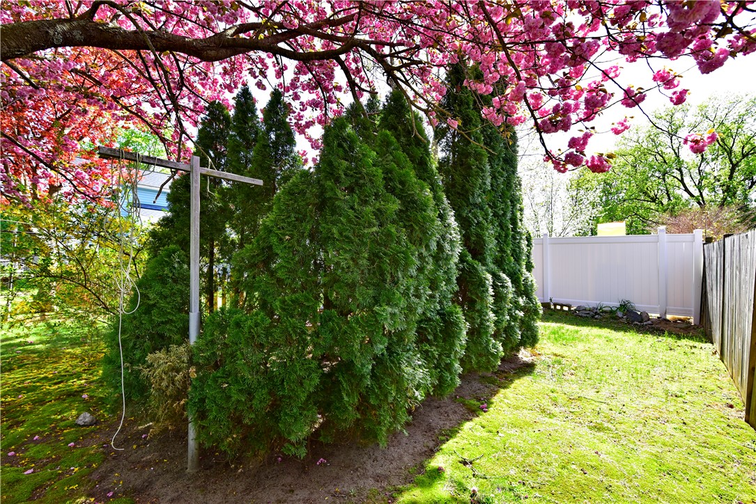 89 Rock Avenue Warwick, RI 02889 - Photo 36 of 42