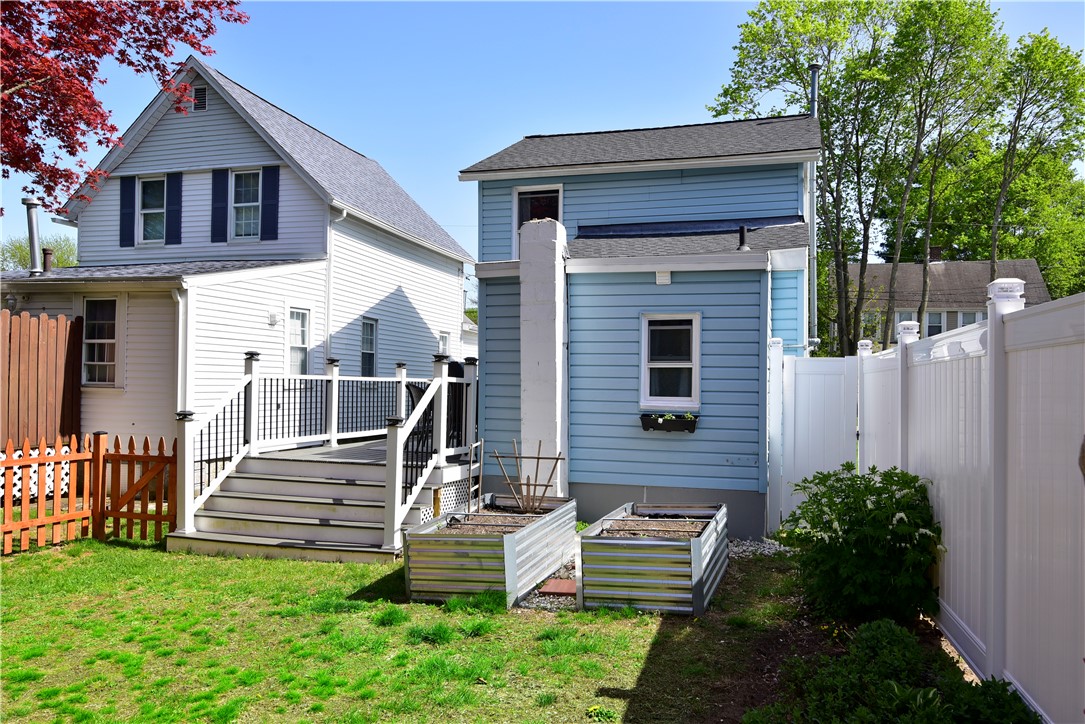 89 Rock Avenue Warwick, RI 02889 - Photo 38 of 42