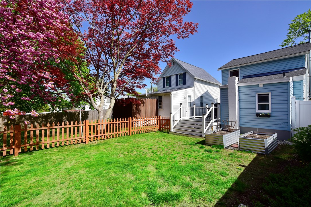 89 Rock Avenue Warwick, RI 02889 - Photo 40 of 42