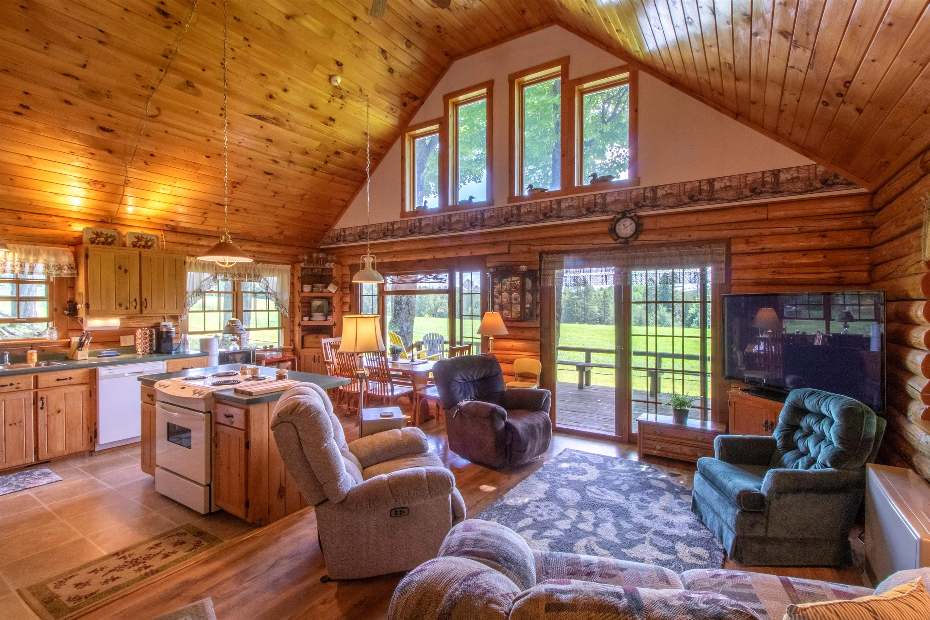 370 Bates Hill Road Derby, VT 05829 - Photo 6 of 58 Gallery Image 6
