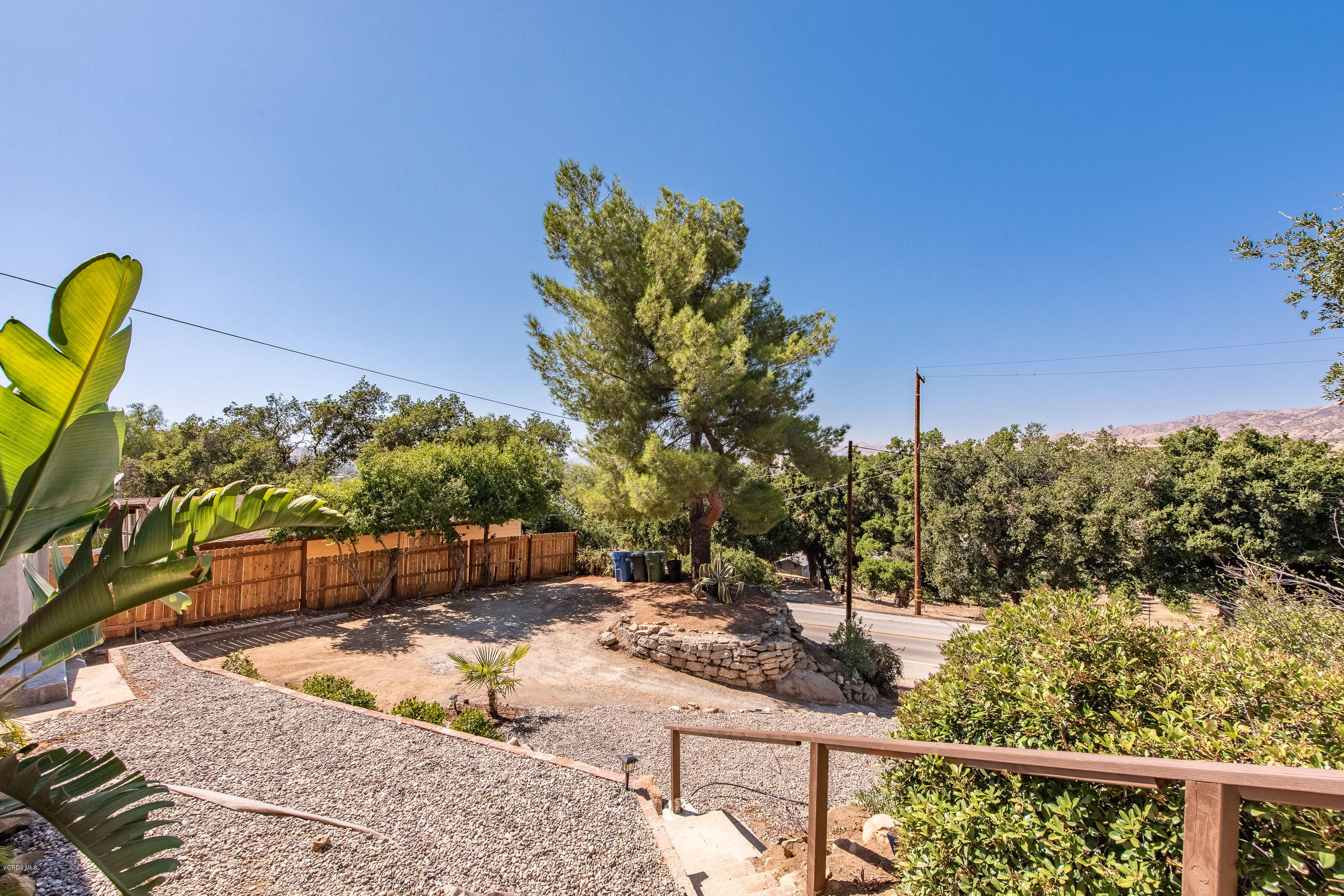 6834 Santa Susana Pass Road Simi Valley, CA 93063 - Photo 19 of 41 6834 Santa Susana Pass Rd Simi Valley-23