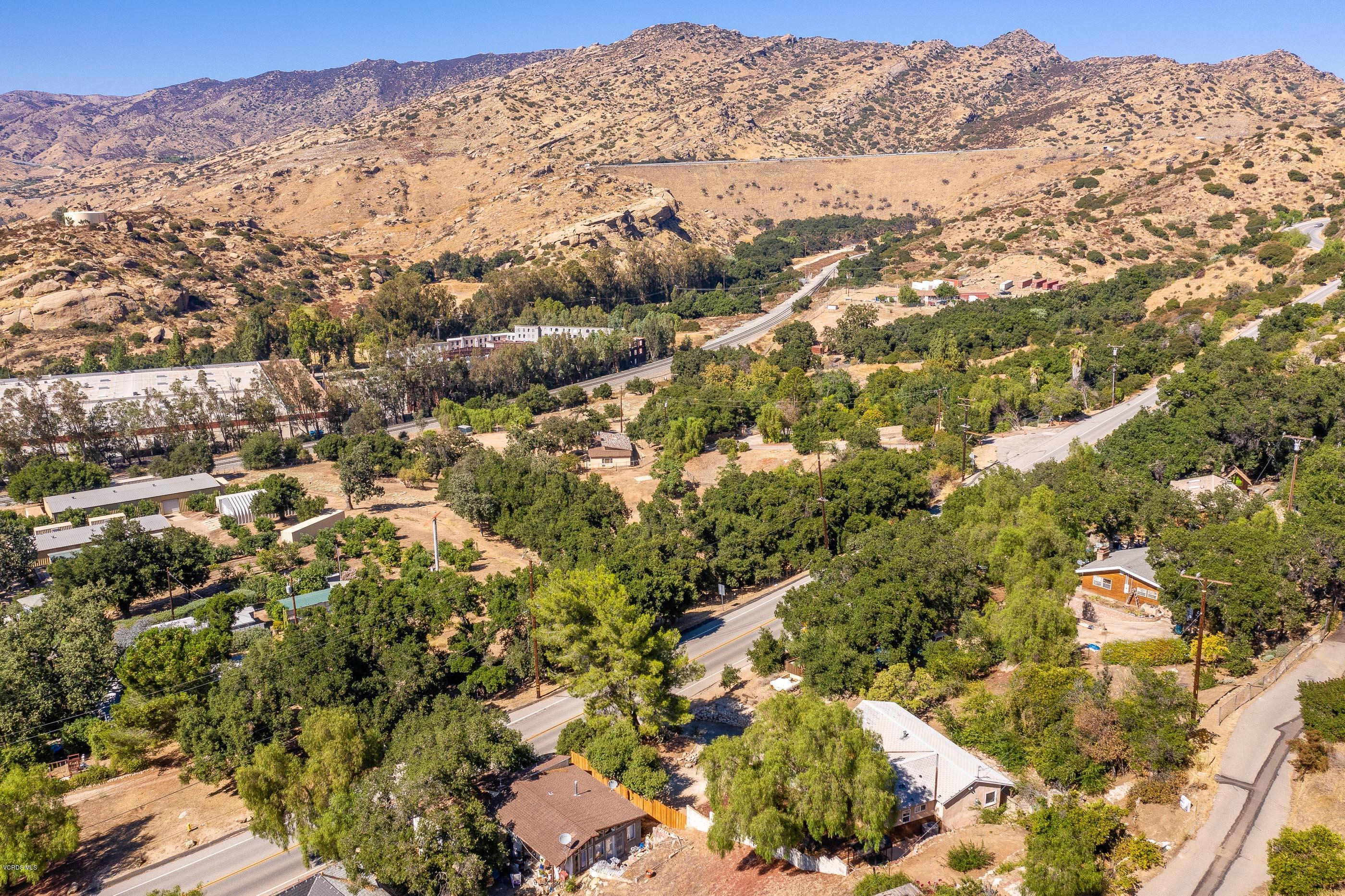 6834 Santa Susana Pass Road Simi Valley, CA 93063 - Photo 26 of 41 6834 Santa Susana Pass Rd Simi Valley-31