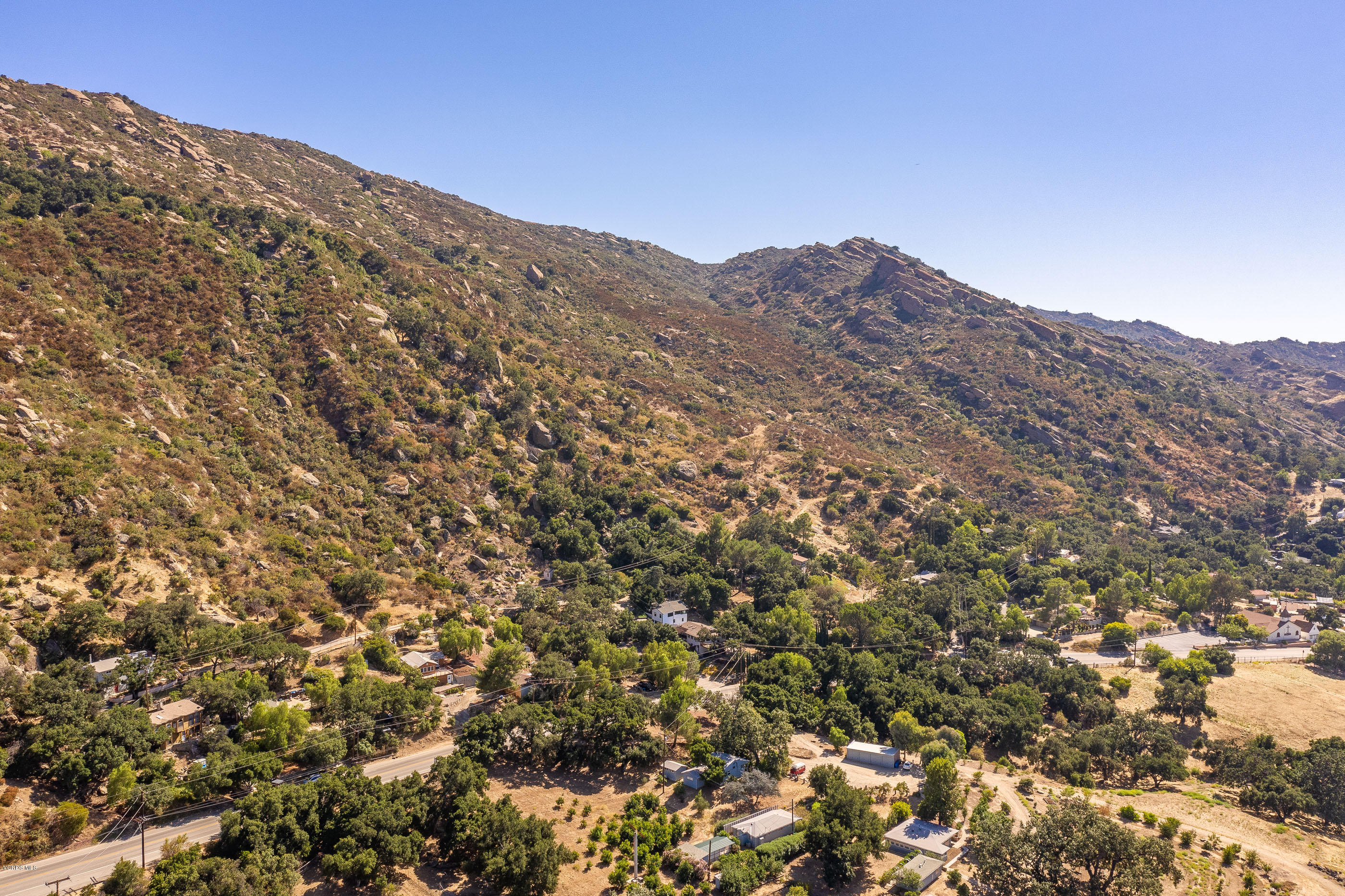 6834 Santa Susana Pass Road Simi Valley, CA 93063 - Photo 40 of 41 6834 Santa Susana Pass Rd Simi Valley-33