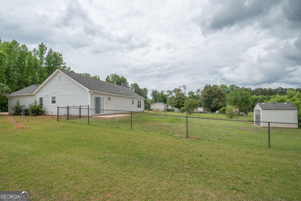 1672 Dolly Nixon Road Senoia, GA 30276 - Photo 8 of 30
