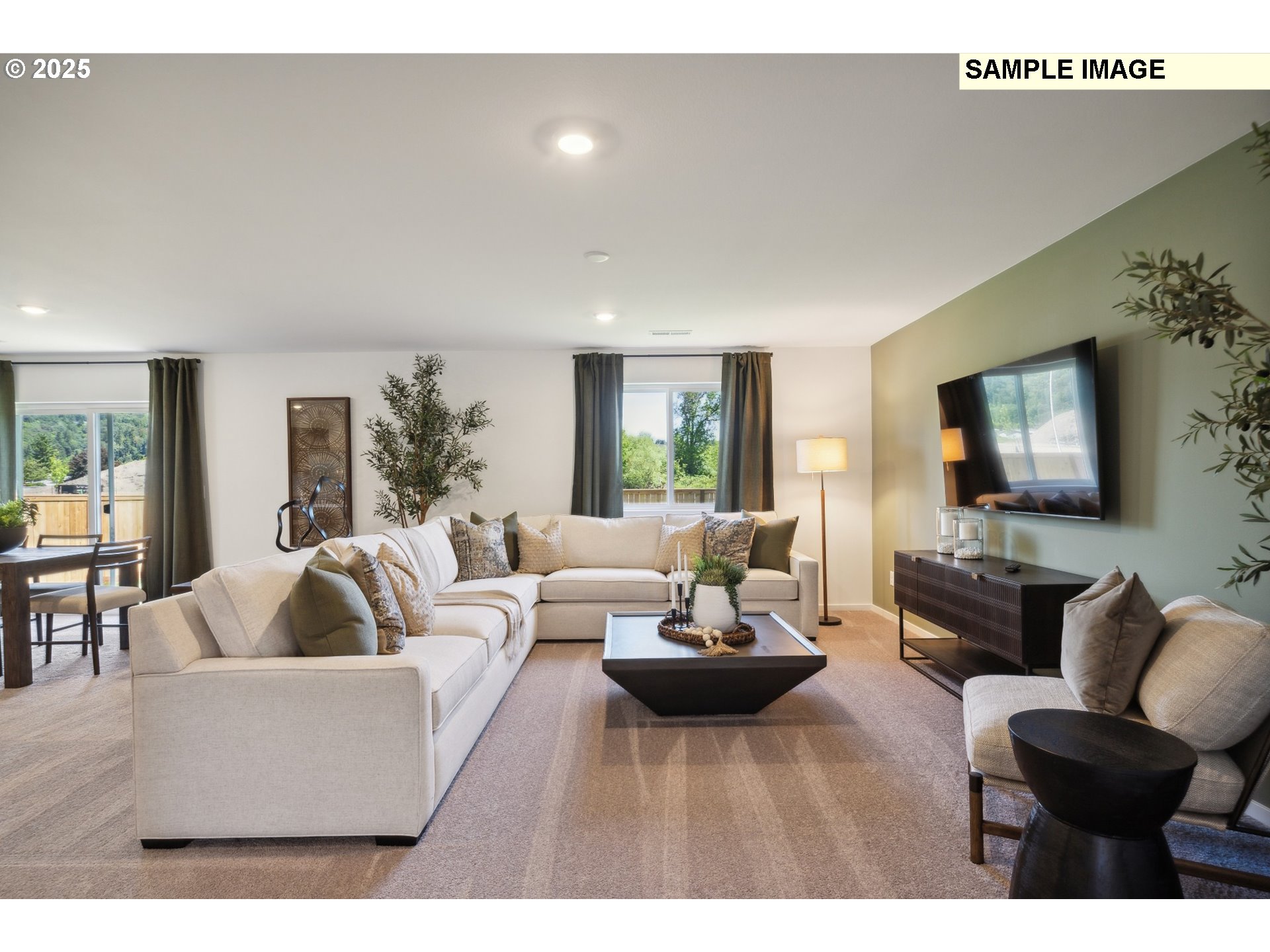 5711 Bainbridge Road Eugene, OR 97402 - Photo 11 of 37 Gallery Image 11