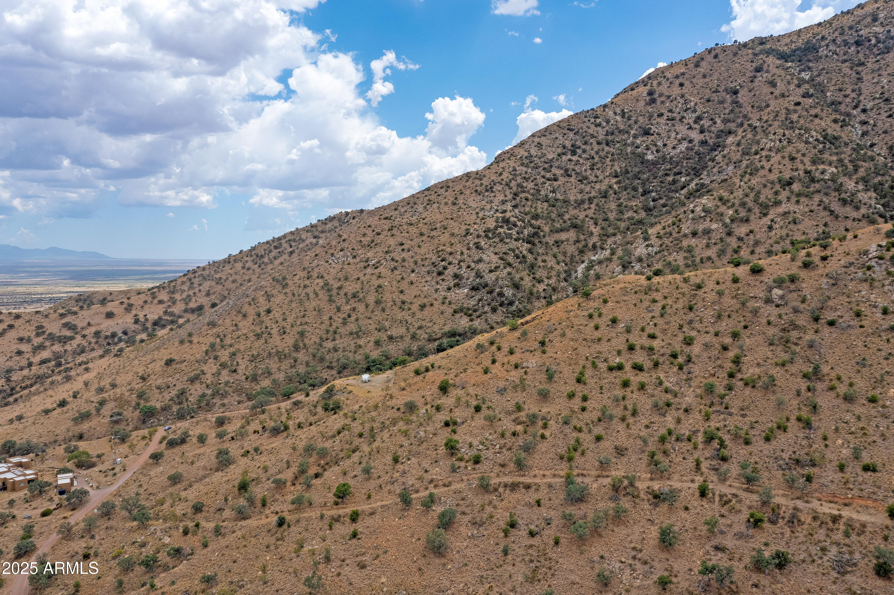 1-mm South Stone Ridge Road, Unit A Hereford, AZ 85615 - Photo 5 of 12 a view of a large building