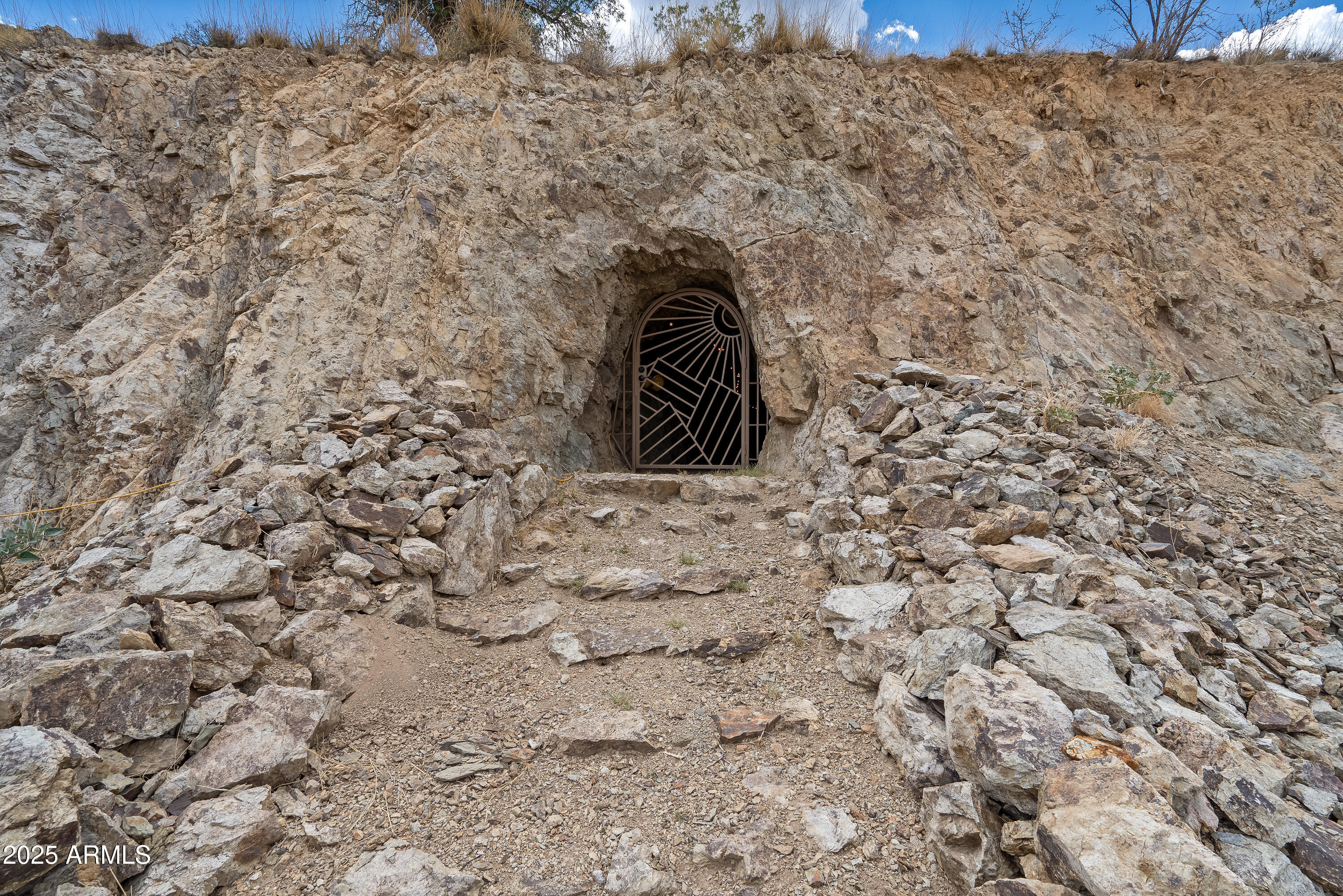 1-mm South Stone Ridge Road, Unit A Hereford, AZ 85615 - Photo 10 of 12 a close up of a wall