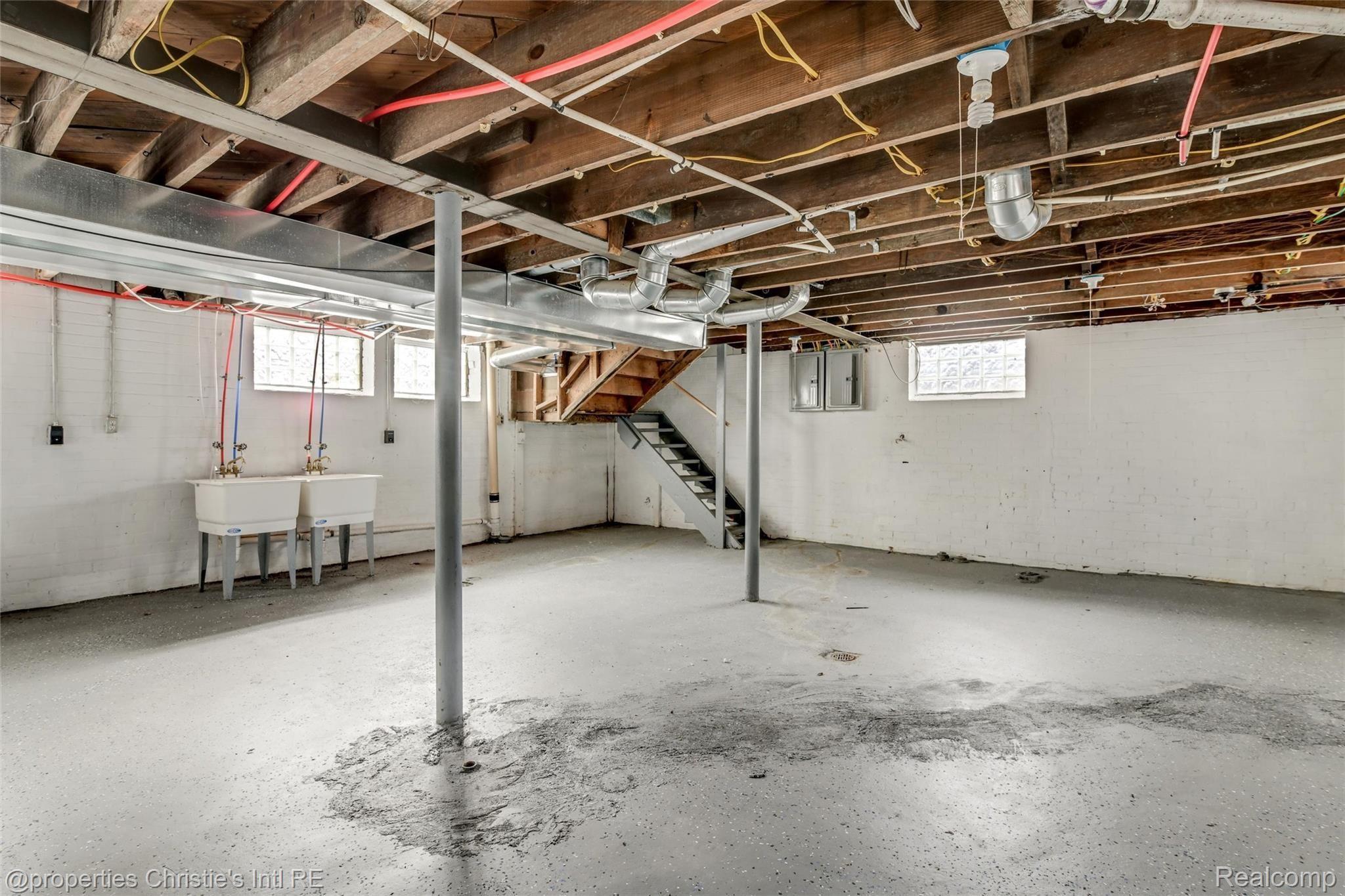 5797 Yorkshire Road Detroit, MI 48224 - Photo 26 of 28 28-5797 Yorkshire Rd - Detroit0024.jpg