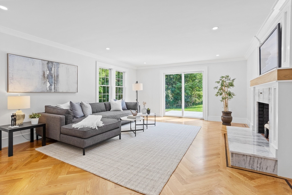 1196 Lowell Road Concord, MA 01742 - Photo 13 of 39 Gallery Image 13