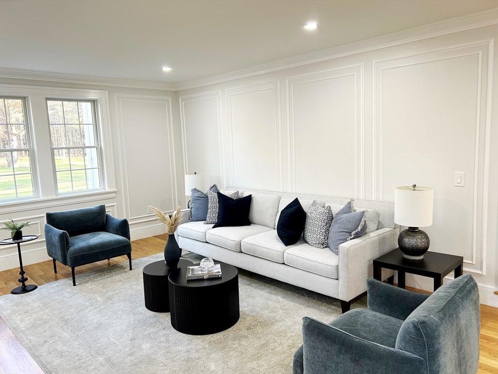 1196 Lowell Road Concord, MA 01742 - Photo 14 of 39 Gallery Image 14