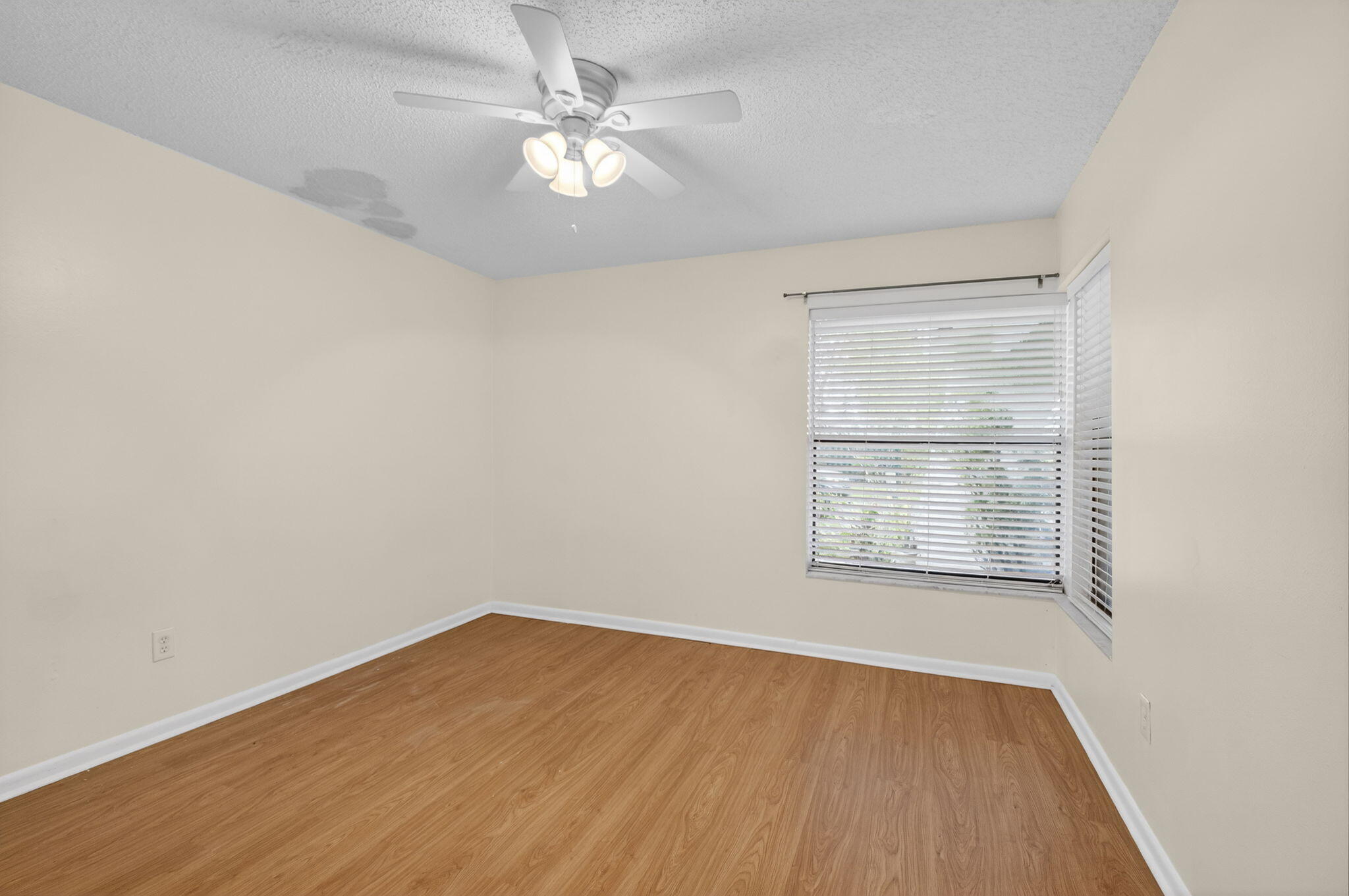 6130 Aloma Lane Boca Raton, FL 33433 - Photo 17 of 32 17-web-or-mls-DSC_6153