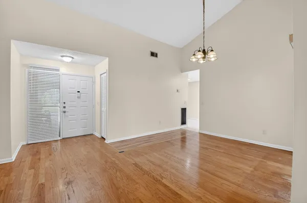 $2,900 | 6130 Aloma Lane, Boca Raton, FL 33433