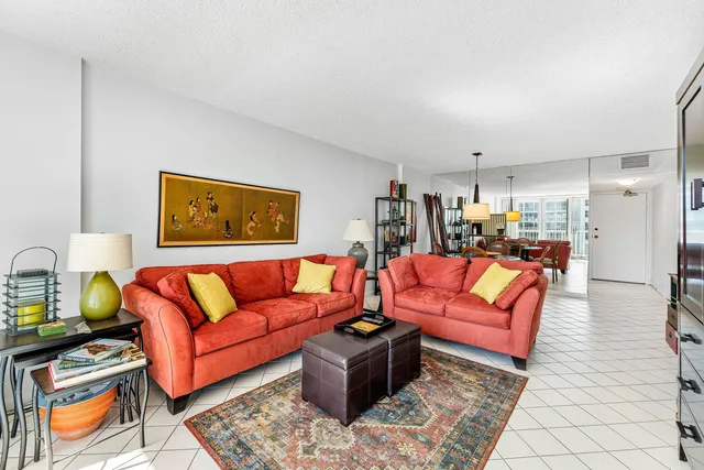 $2,200 | 3540 South Ocean Boulevard, Unit 601, South Palm Beach, FL 33480