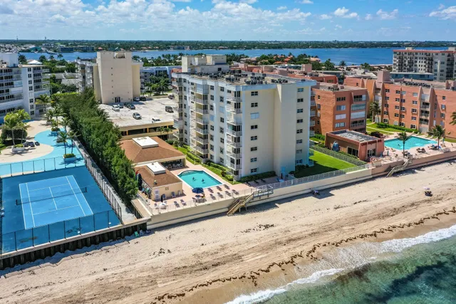 $2,200 | 3540 South Ocean Boulevard, Unit 601, South Palm Beach, FL 33480