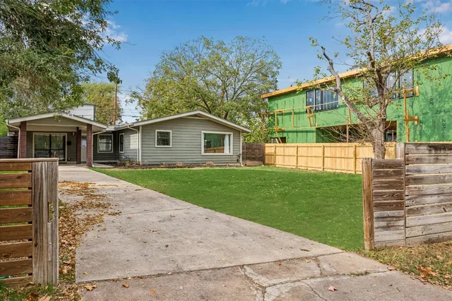 $3,850 | 3104 Fontana Drive, Austin, TX 78704