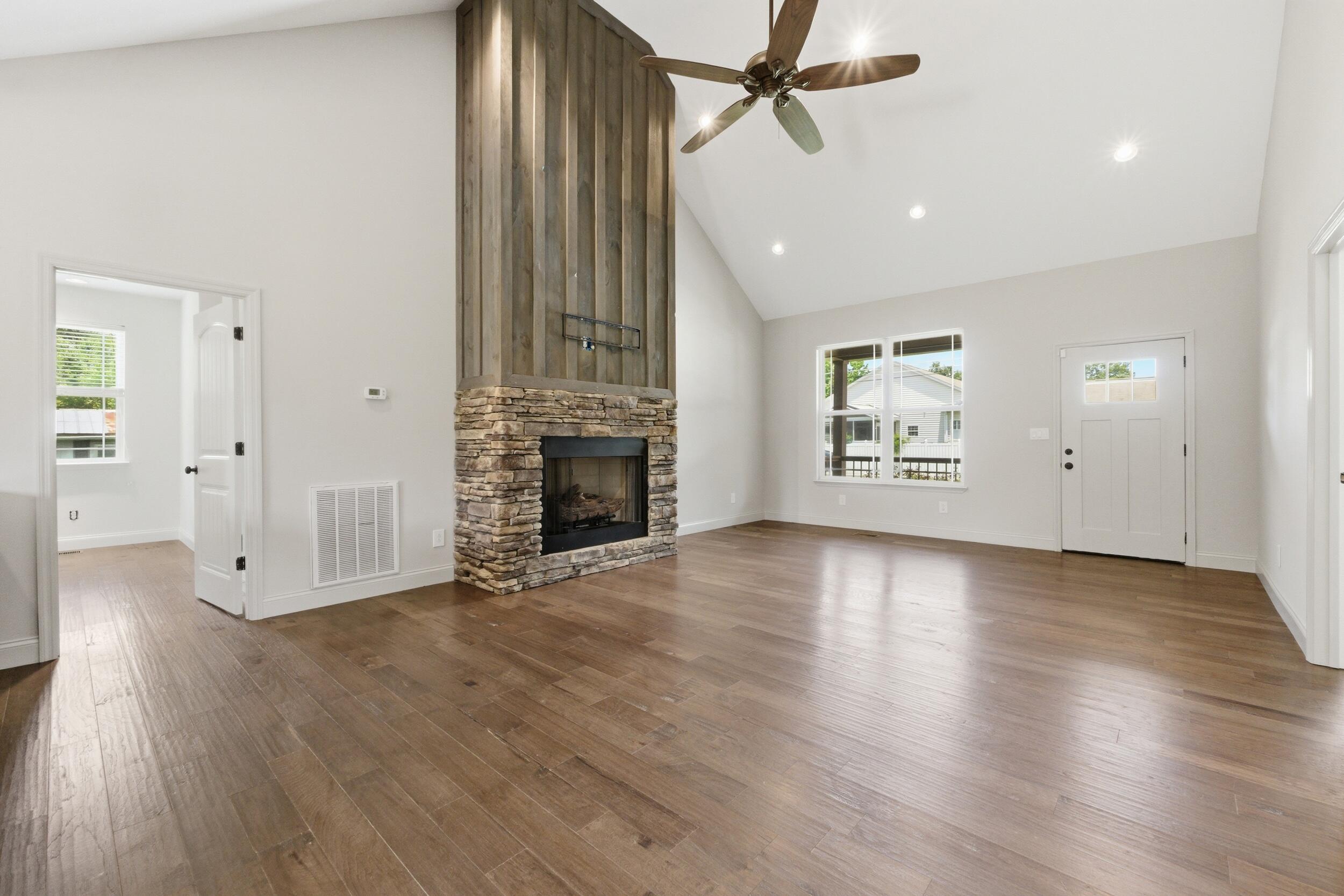 1738 East Boy Scout Road Hixson, TN 37343 - Photo 5 of 30 dsc03753