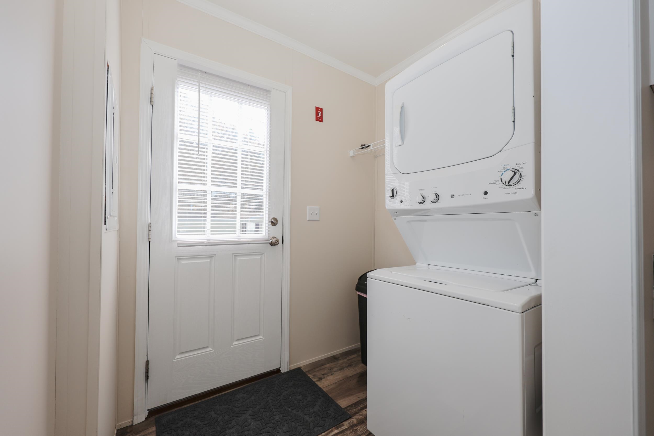 37 Mobile Drive Hudson, NH 03051 - Photo 9 of 32