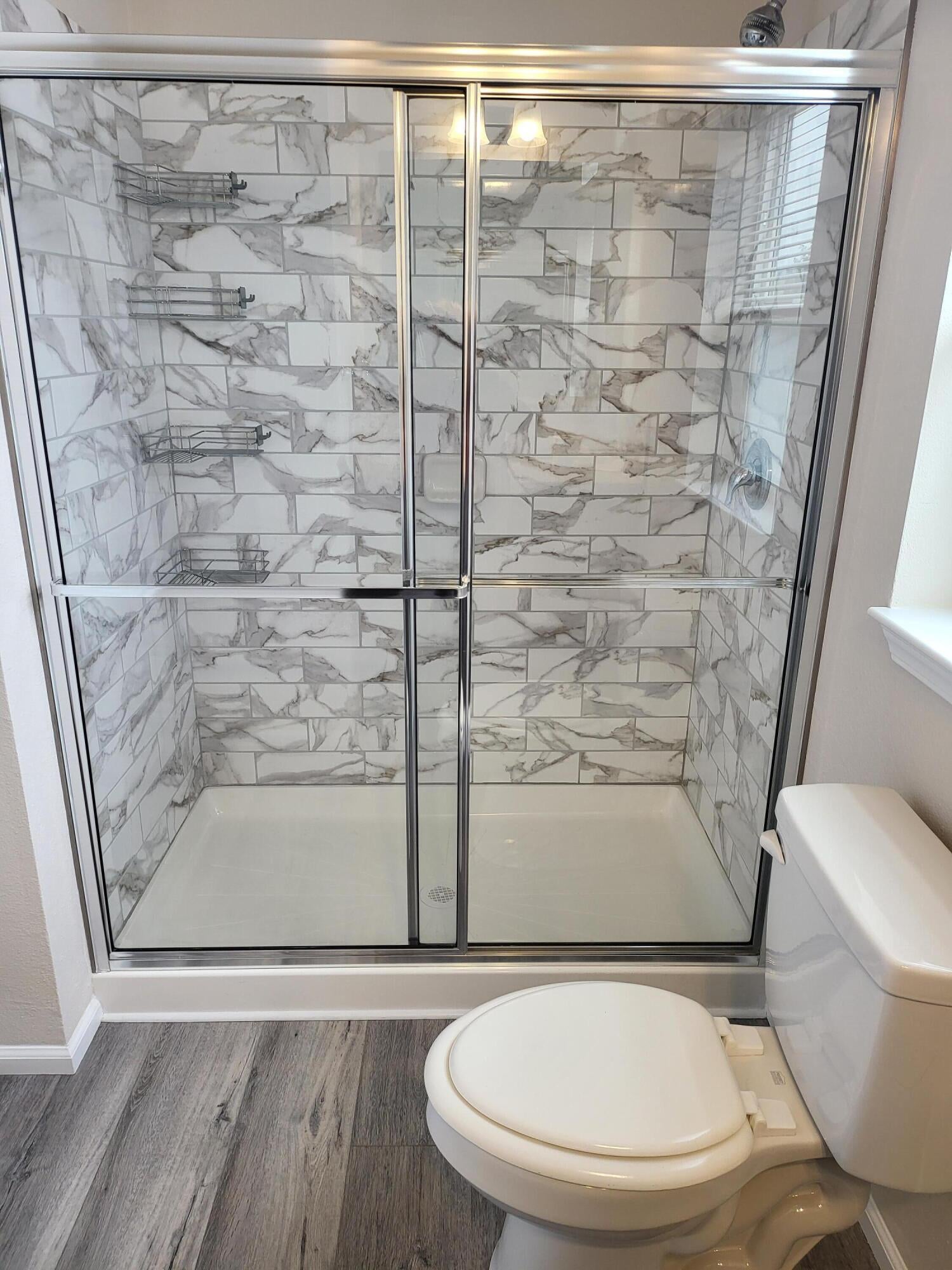 4898 Antelope Road Eagle Point, OR 97524 - Photo 16 of 29 Walk In Shower