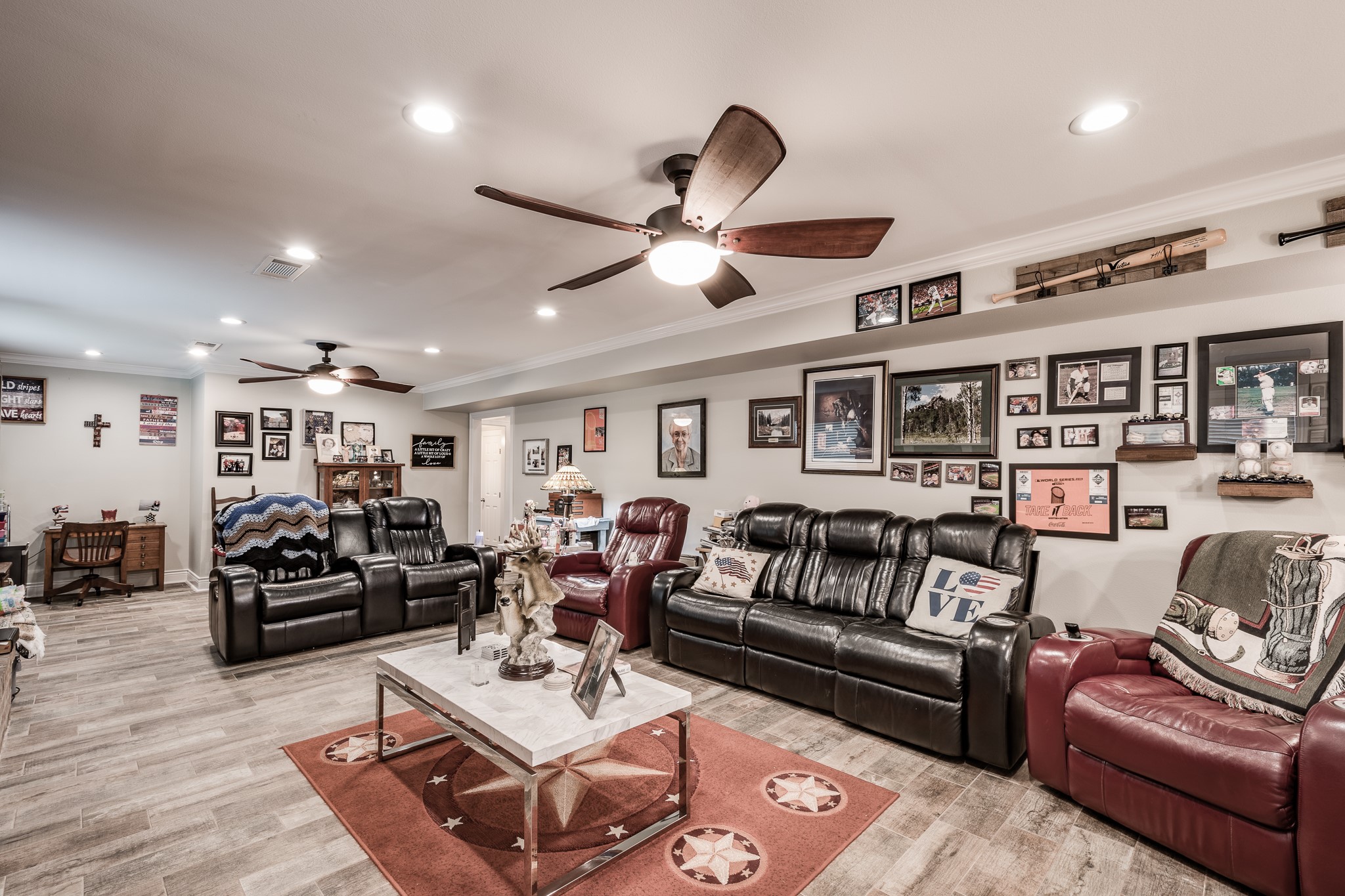 3600 Autumn Lane Baytown, TX 77521 - Photo 4 of 47