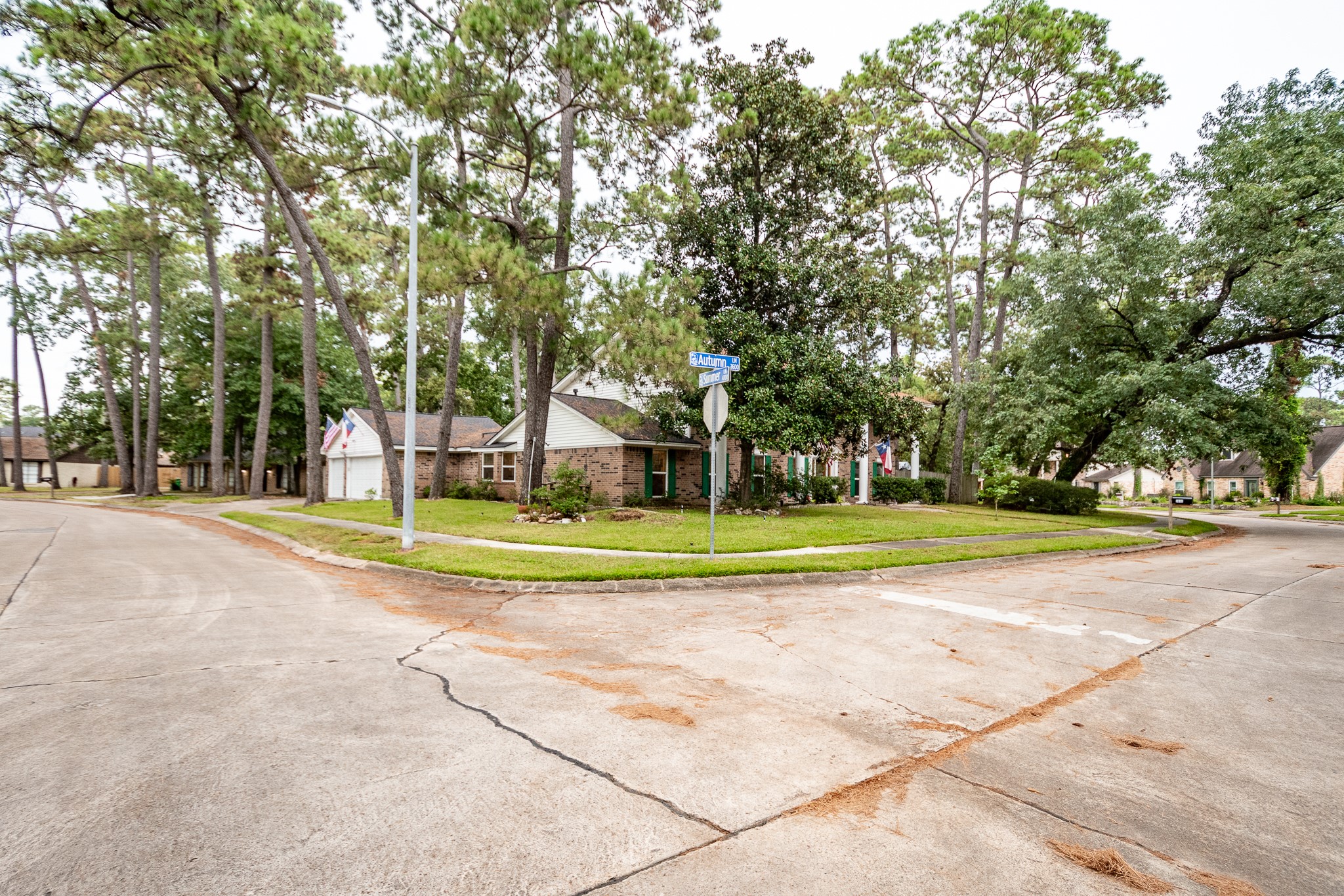 3600 Autumn Lane Baytown, TX 77521 - Photo 44 of 47