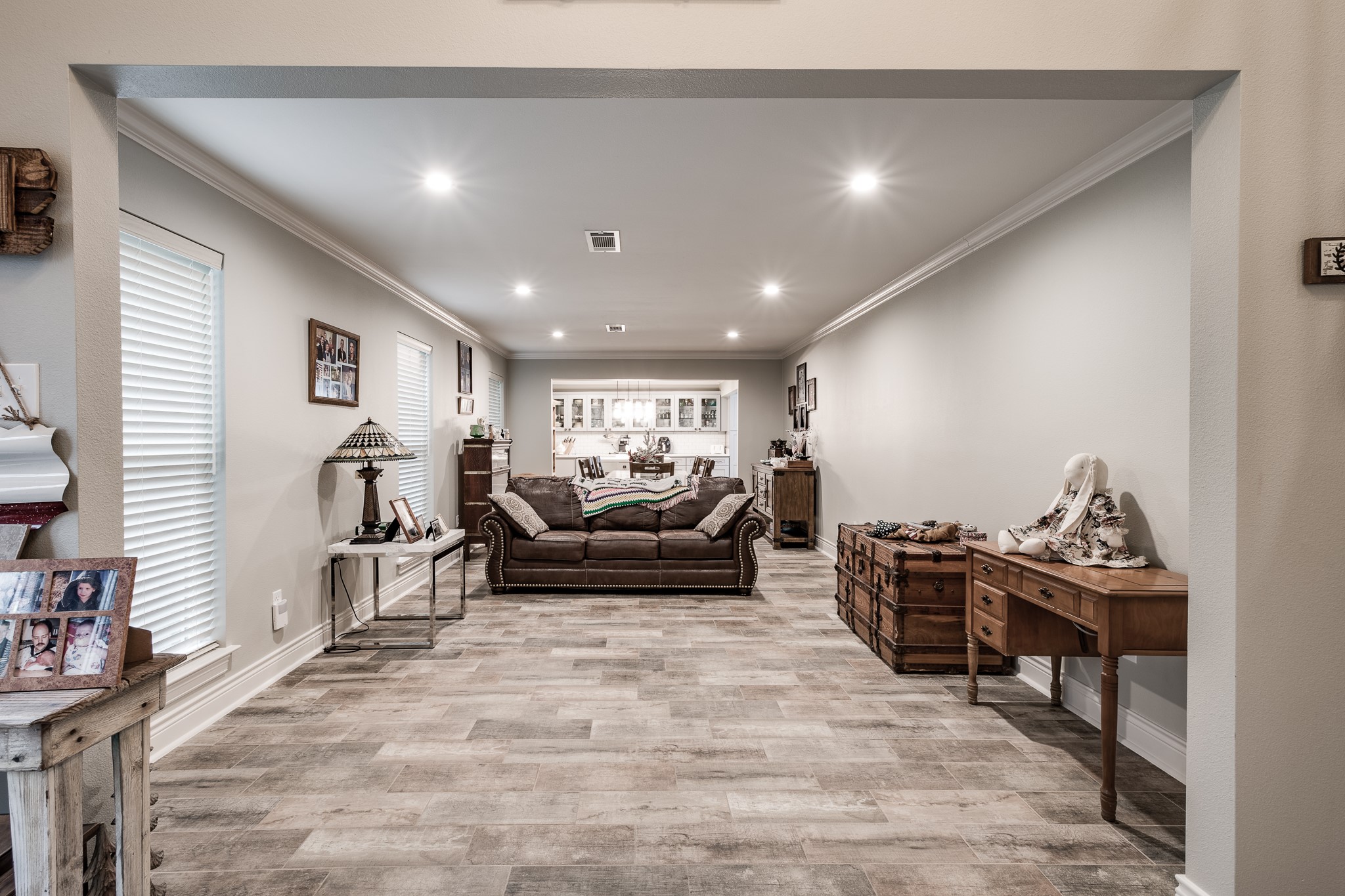 3600 Autumn Lane Baytown, TX 77521 - Photo 10 of 47