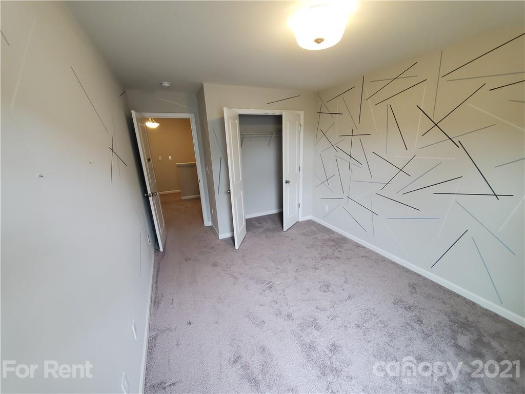 8633 River Ridge Drive Charlotte, NC 28213 - Photo 19 of 23 a view of small space