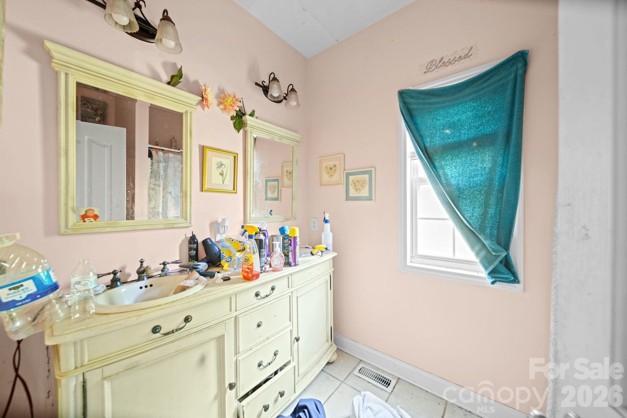 546 Hopewell Road Blacksburg, SC 29702 - Photo 25 of 34