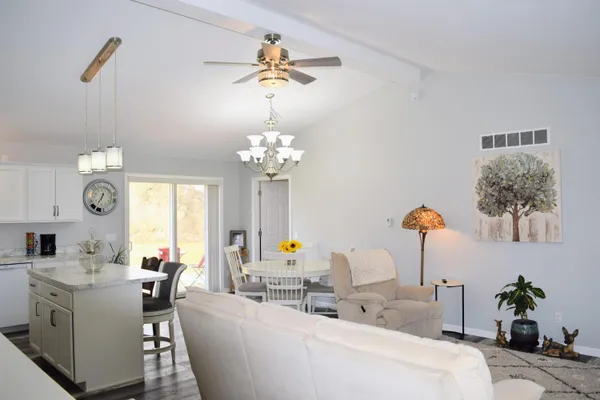 $339,000 | 14888 South State Road, Perry, MI 48872