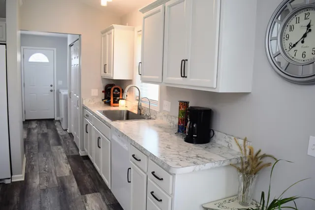 $375,000 | 14888 South State Road, Perry, MI 48872