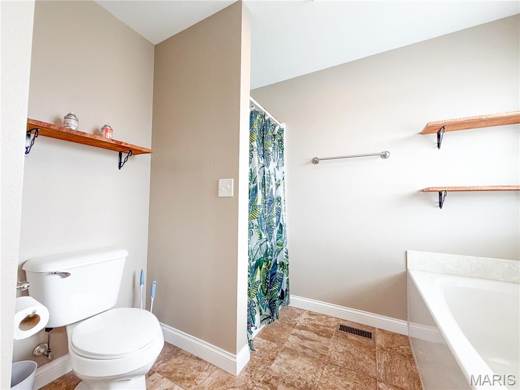 887 West 3rd Street Aviston, IL 62216 - Photo 9 of 32