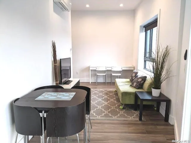 $5,800,000 | 86-30 Grand Avenue, Unit 10 | Nassau Heights