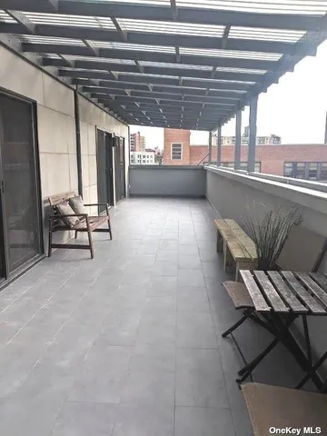 $5,800,000 | 86-30 Grand Avenue, Unit 10 | Nassau Heights