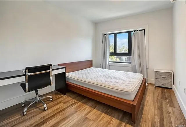 $5,800,000 | 86-30 Grand Avenue, Unit 10 | Nassau Heights