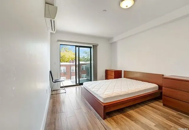 $5,800,000 | 86-30 Grand Avenue, Unit 10 | Nassau Heights