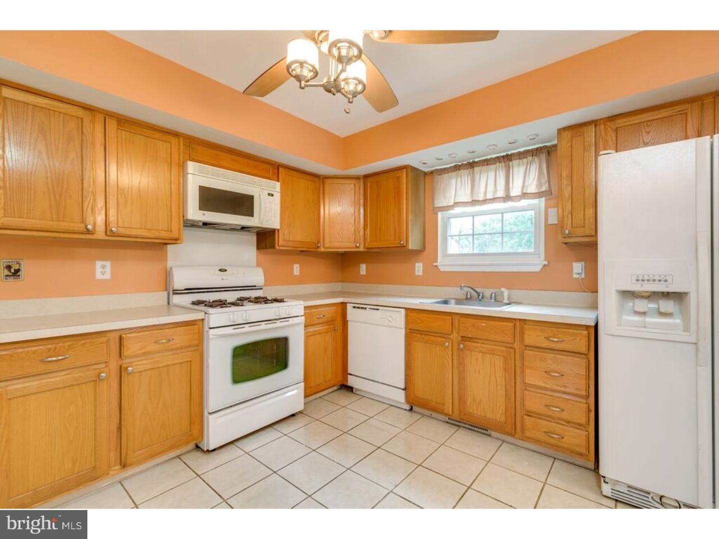 213 Harrison Avenue Mount Holly, NJ 08060 - Photo 7 of 22 Kitchen