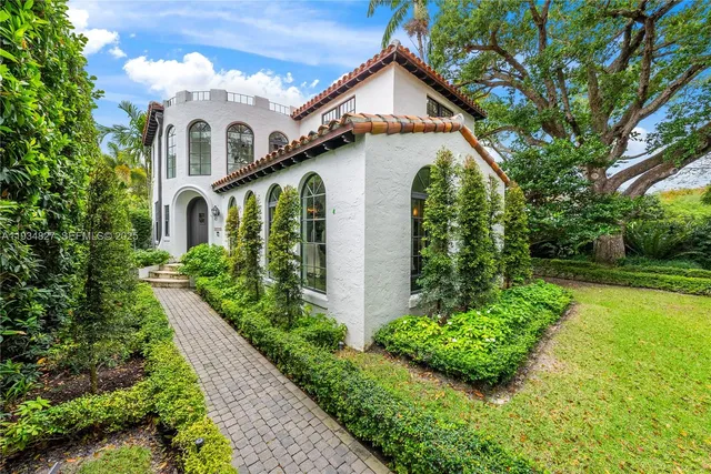 $3,375,000 | 628 Northeast 59th Street, Miami, FL 33137
