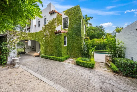 $3,375,000 | 628 Northeast 59th Street, Miami, FL 33137