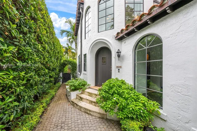 $3,375,000 | 628 Northeast 59th Street, Miami, FL 33137