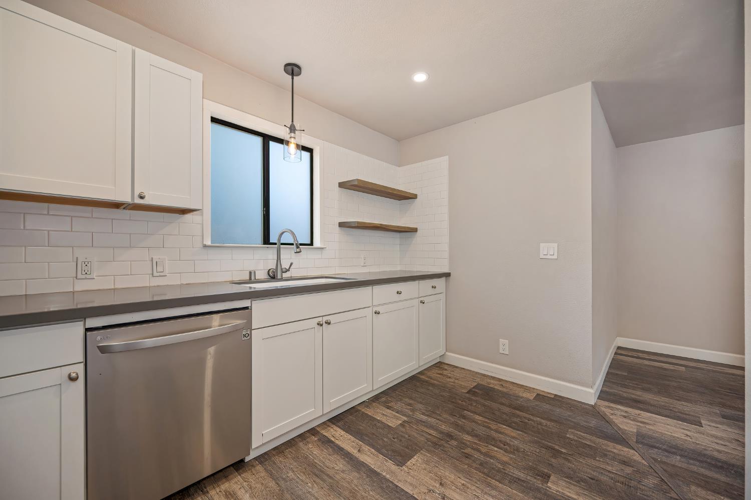 3256 Strevel Way Sacramento, CA 95821 - Photo 41 of 50
