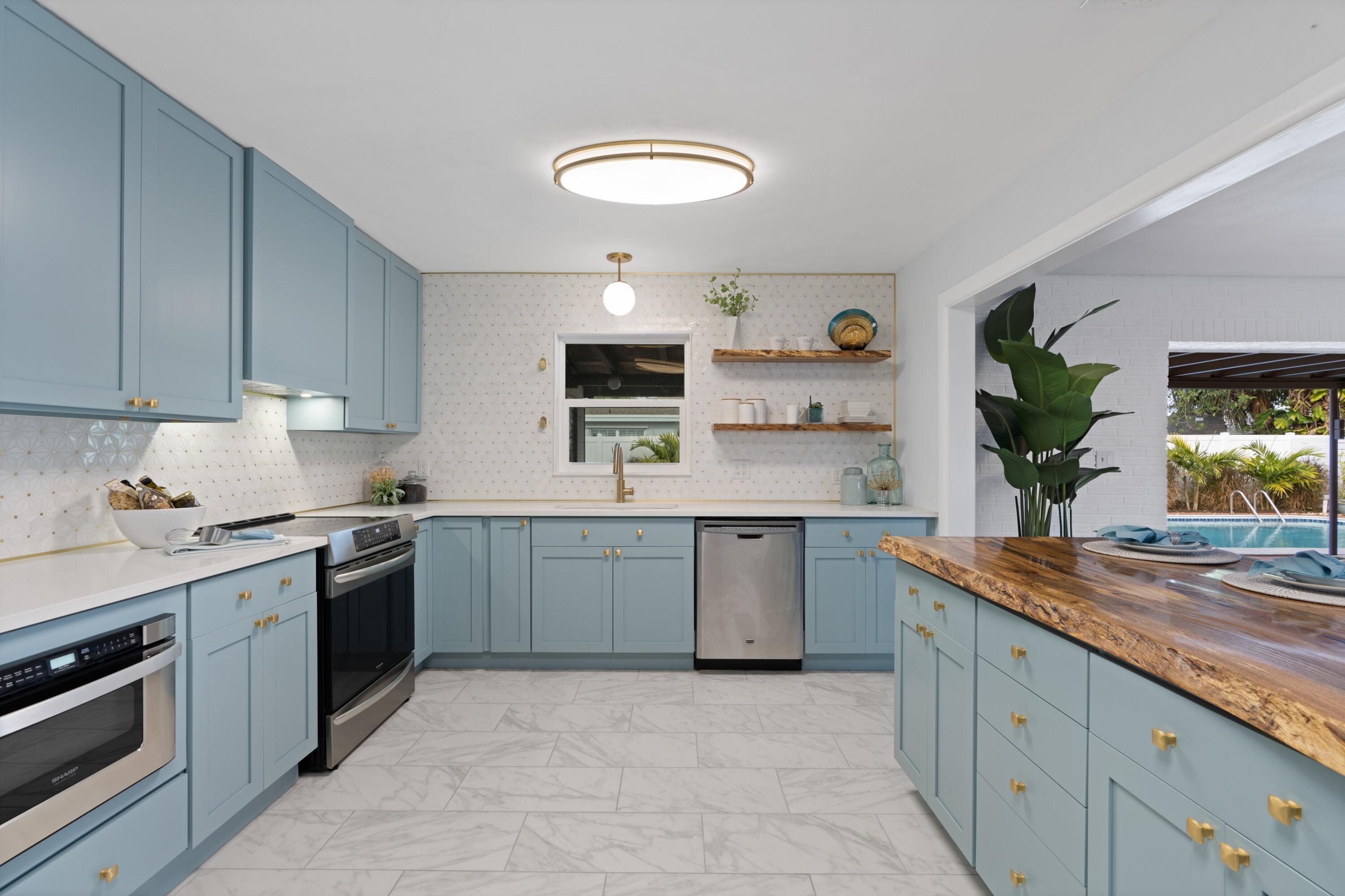 541 Kingfish Road North Palm Beach, FL 33408 - Photo 11 of 32 Kitchen