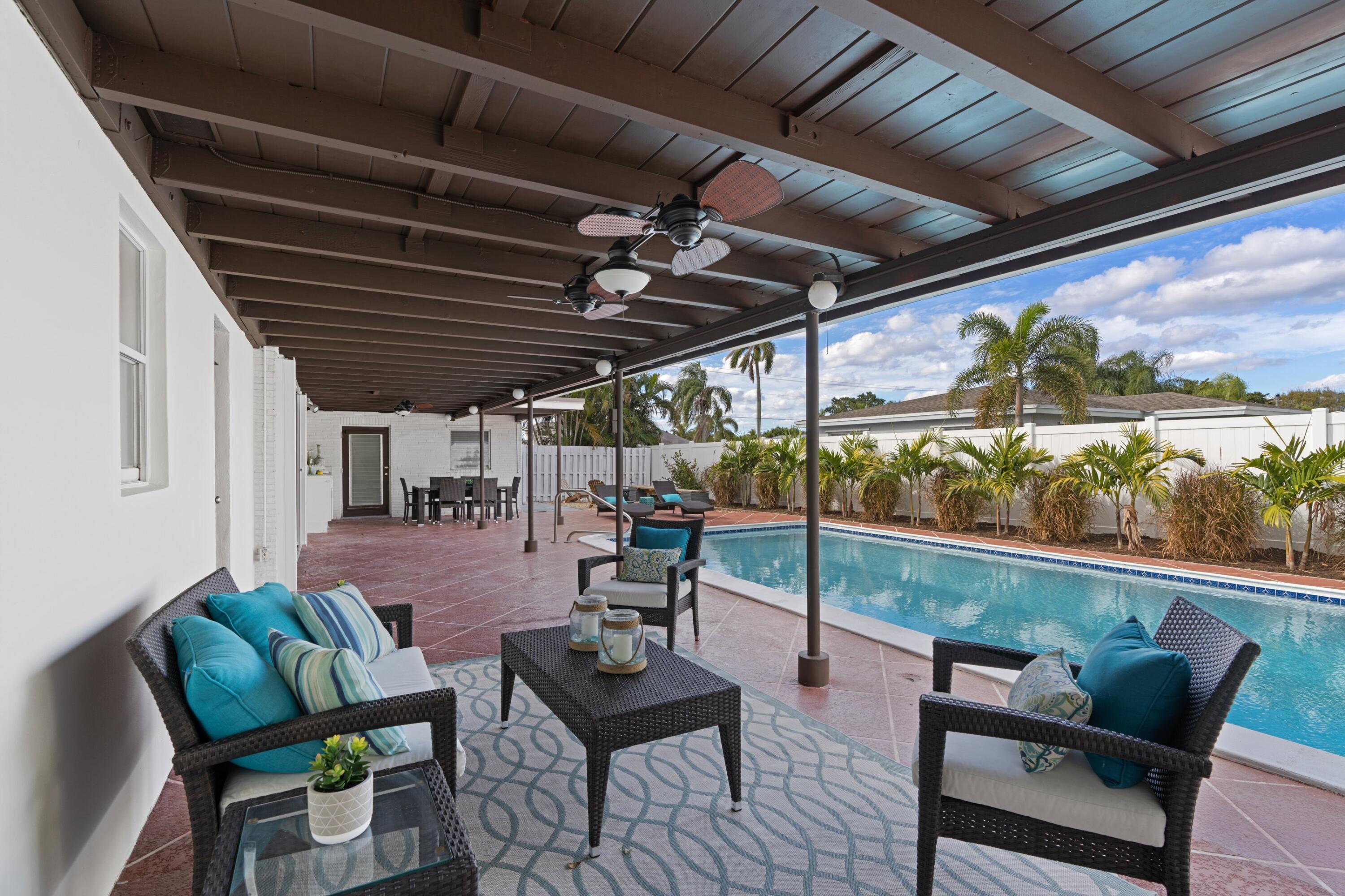 541 Kingfish Road North Palm Beach, FL 33408 - Photo 24 of 32 Pool Deck